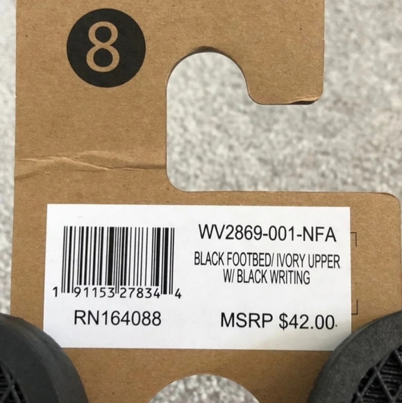 NWT Women's Rae Dunn Slides - Picture 6 of 6